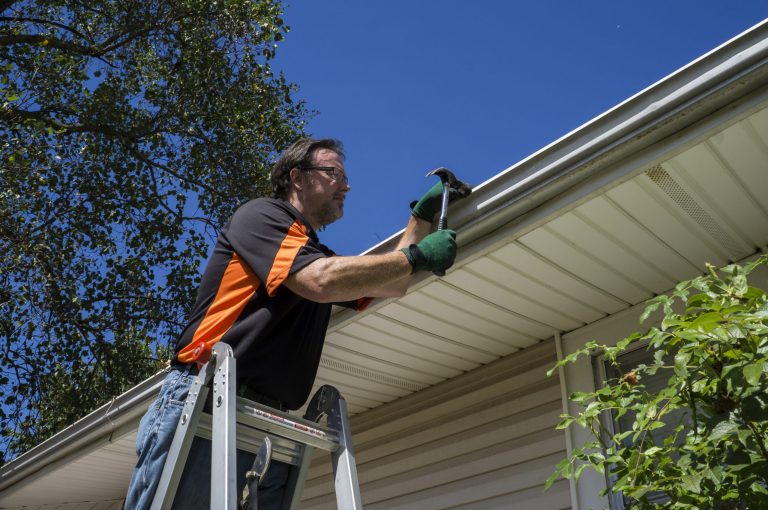 How to Repair Leaking Gutters