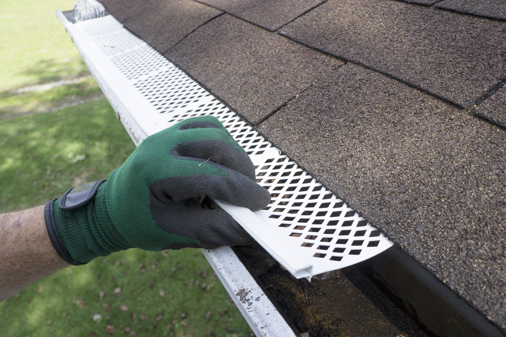 rain gutter leaf guard